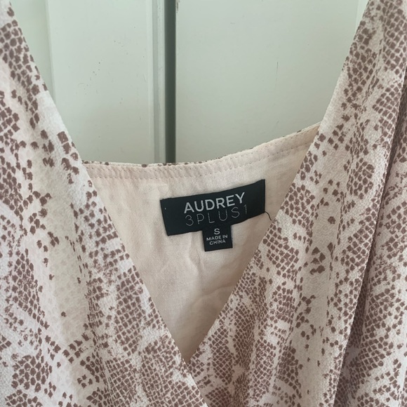 Snakeskin brown print wrap dress - Picture 3 of 3